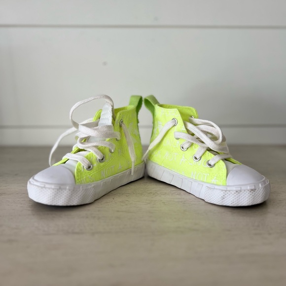 Neon green and white high top converse baby shoes size 5 - Picture 7 of 14